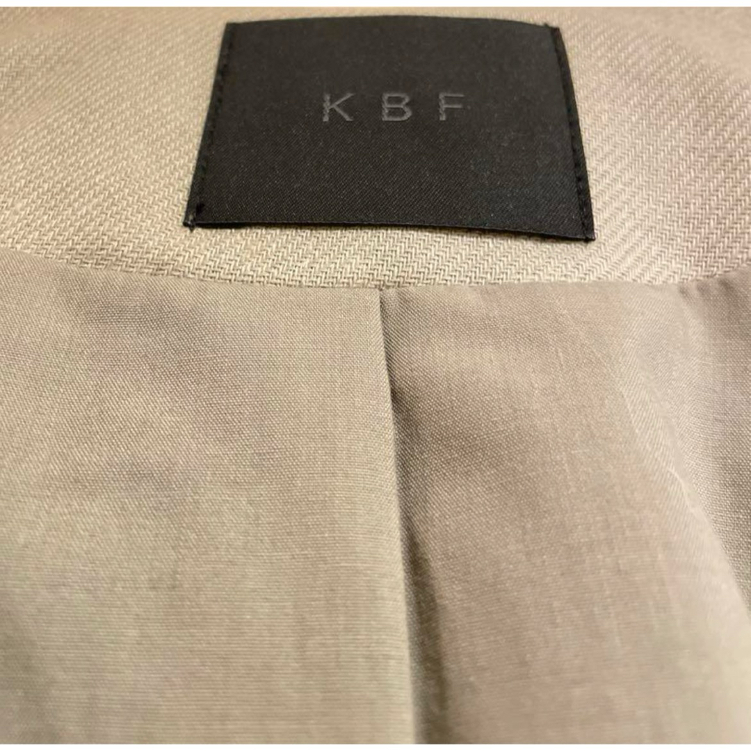 KBF(ケービーエフ)のKBF トレンチドレスコート 麻素材 レディースのジャケット/アウター(トレンチコート)の商品写真