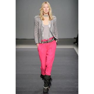 Isabel Marant(ノーカラージャケット)のフリマアイテム一覧 Isabel Marant(ノーカラージャケット)のフリマアイテム一覧