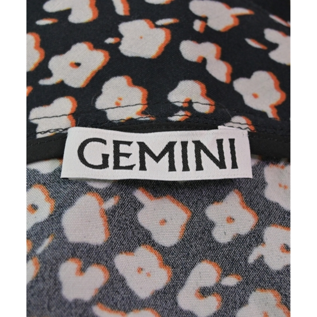 GeMini(ゲミニ―)のGEMINI ジェミニ ワンピース F 黒x白xオレンジ(総柄) 【古着】【中古】 レディースのワンピース(ひざ丈ワンピース)の商品写真