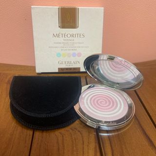 ゲラン(GUERLAIN)のゲラン　新品プレストパウダー　ルミナスピンク(フェイスパウダー)