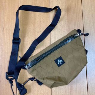 パタゴニア(patagonia)の＊ヌルク　ショルダーバッグS＊別売りストラップ付　アウトドア　登山(ショルダーバッグ)