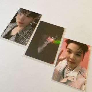 ボウダンショウネンダン(防弾少年団(BTS))のSUGA MOS ON:E CONCEPT PHOTOBOOK 3種セット(アイドルグッズ)