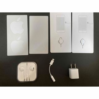 アップル(Apple)の【値下げ】【Apple純正品】イヤフォン、付属品、アダプター、シール、SIMピン(その他)