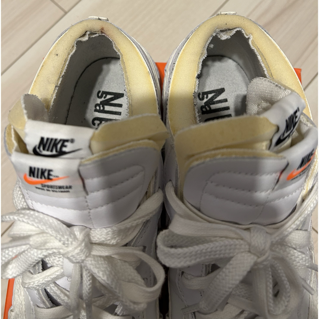 NIKE(ナイキ)のsacai × Nike Blazer Low White 29cm メンズの靴/シューズ(スニーカー)の商品写真