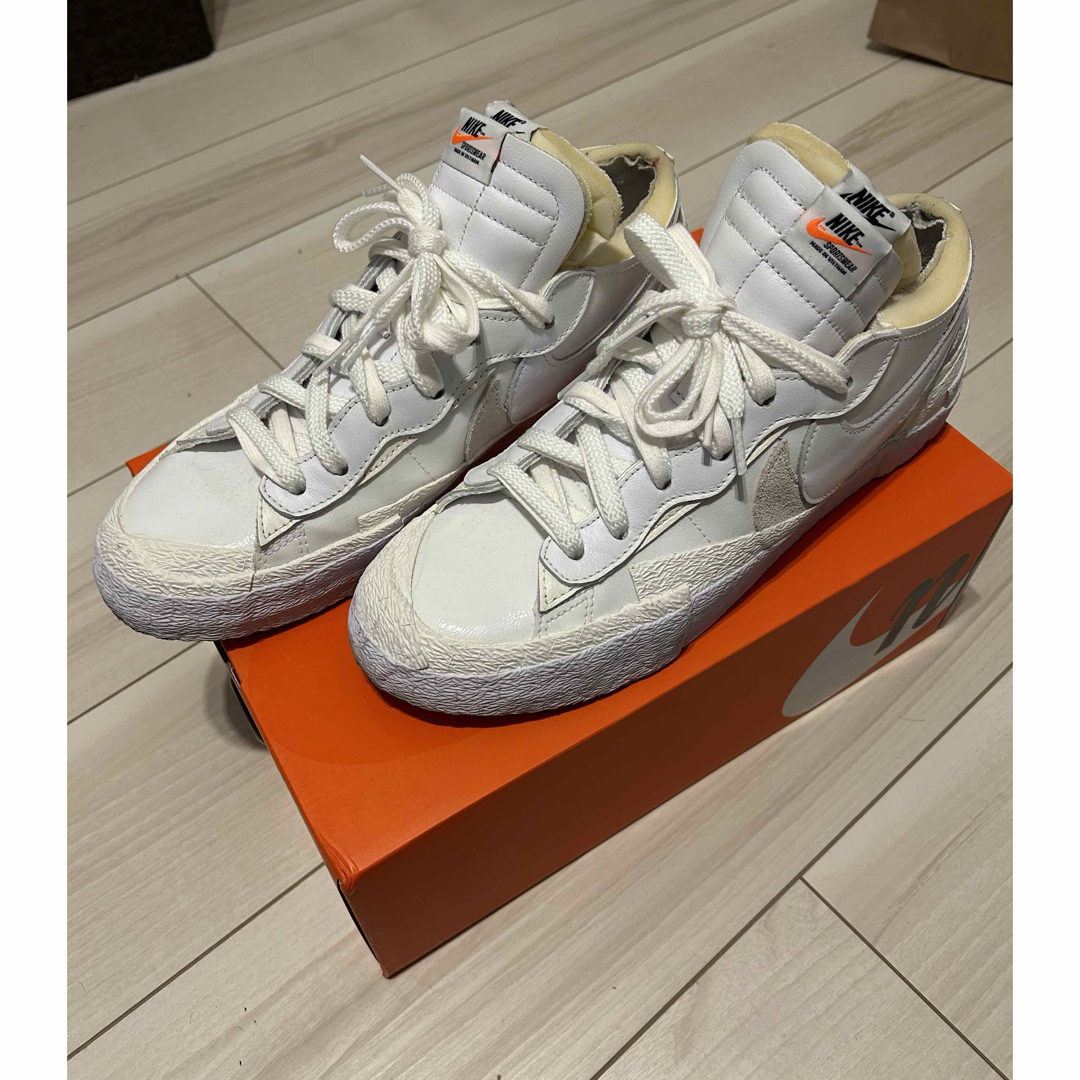 NIKE(ナイキ)のsacai × Nike Blazer Low White 29cm メンズの靴/シューズ(スニーカー)の商品写真