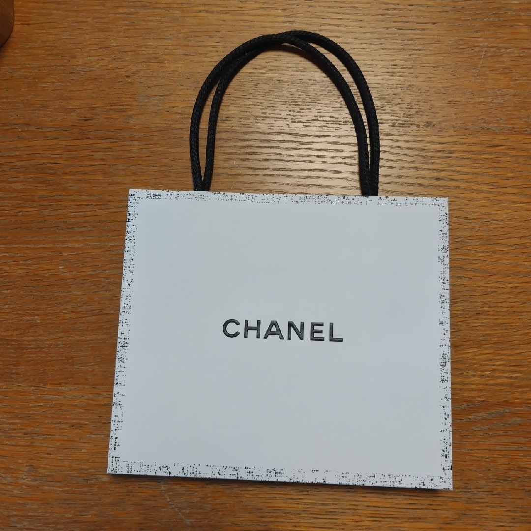 CHANEL(シャネル)のシャネル　ショップ袋 レディースのバッグ(ショップ袋)の商品写真