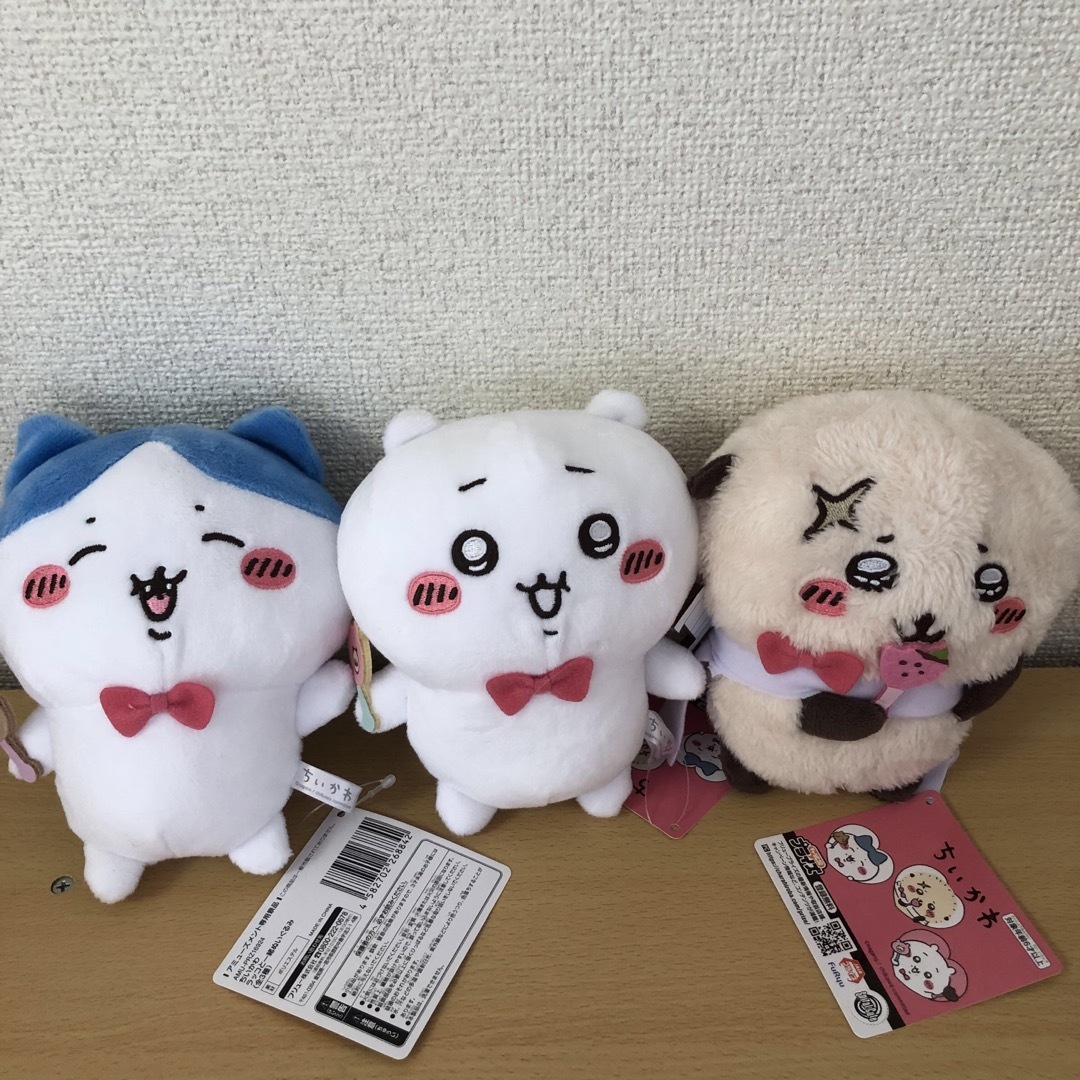 ちいかわ(チイカワ)のちいかわ ハチワレ ラッコ ぬいぐるみ エンタメ/ホビーのおもちゃ/ぬいぐるみ(キャラクターグッズ)の商品写真