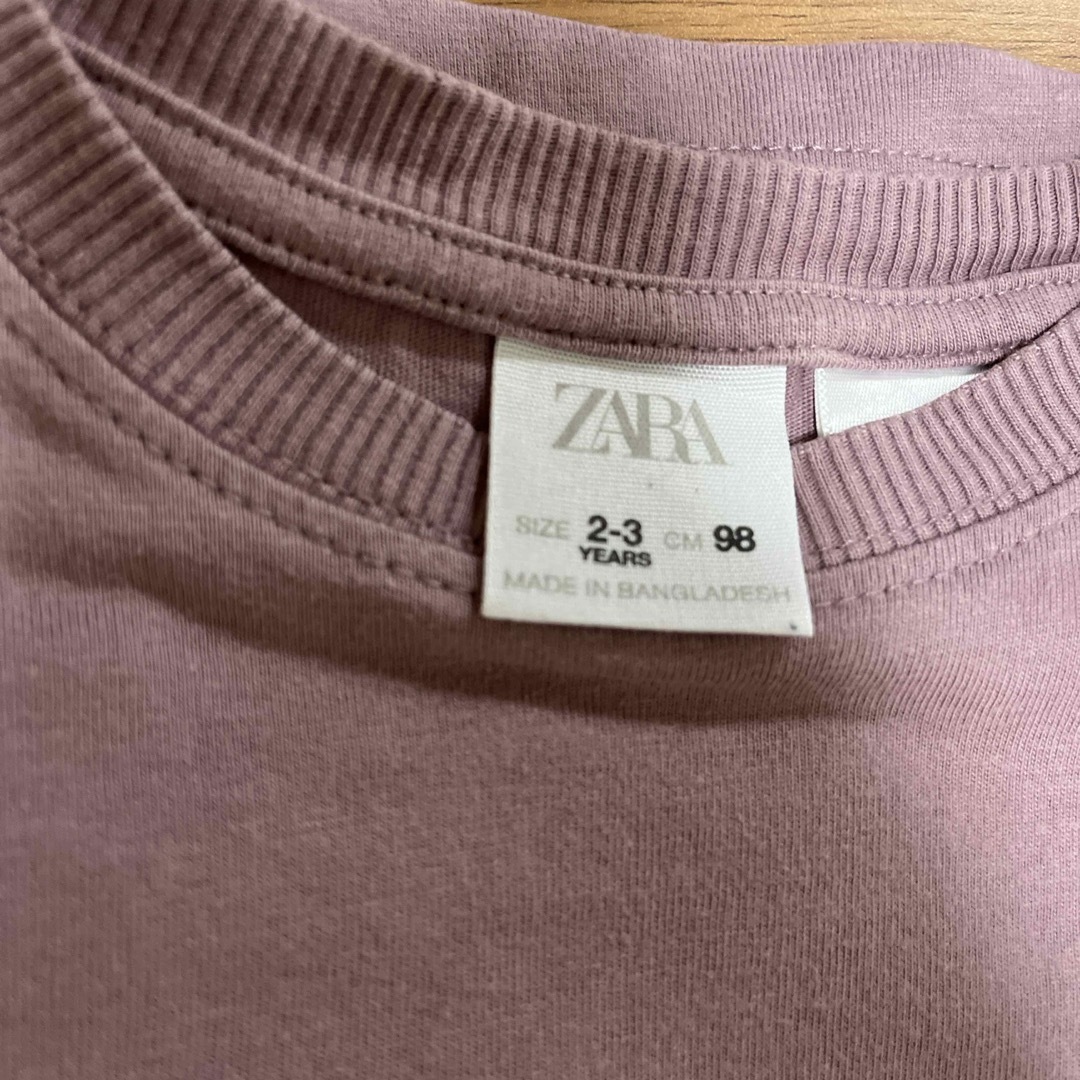 ZARA KIDS(ザラキッズ)のZARA 無地　長袖Tシャツ　春色　3枚セット キッズ/ベビー/マタニティのキッズ服男の子用(90cm~)(Tシャツ/カットソー)の商品写真