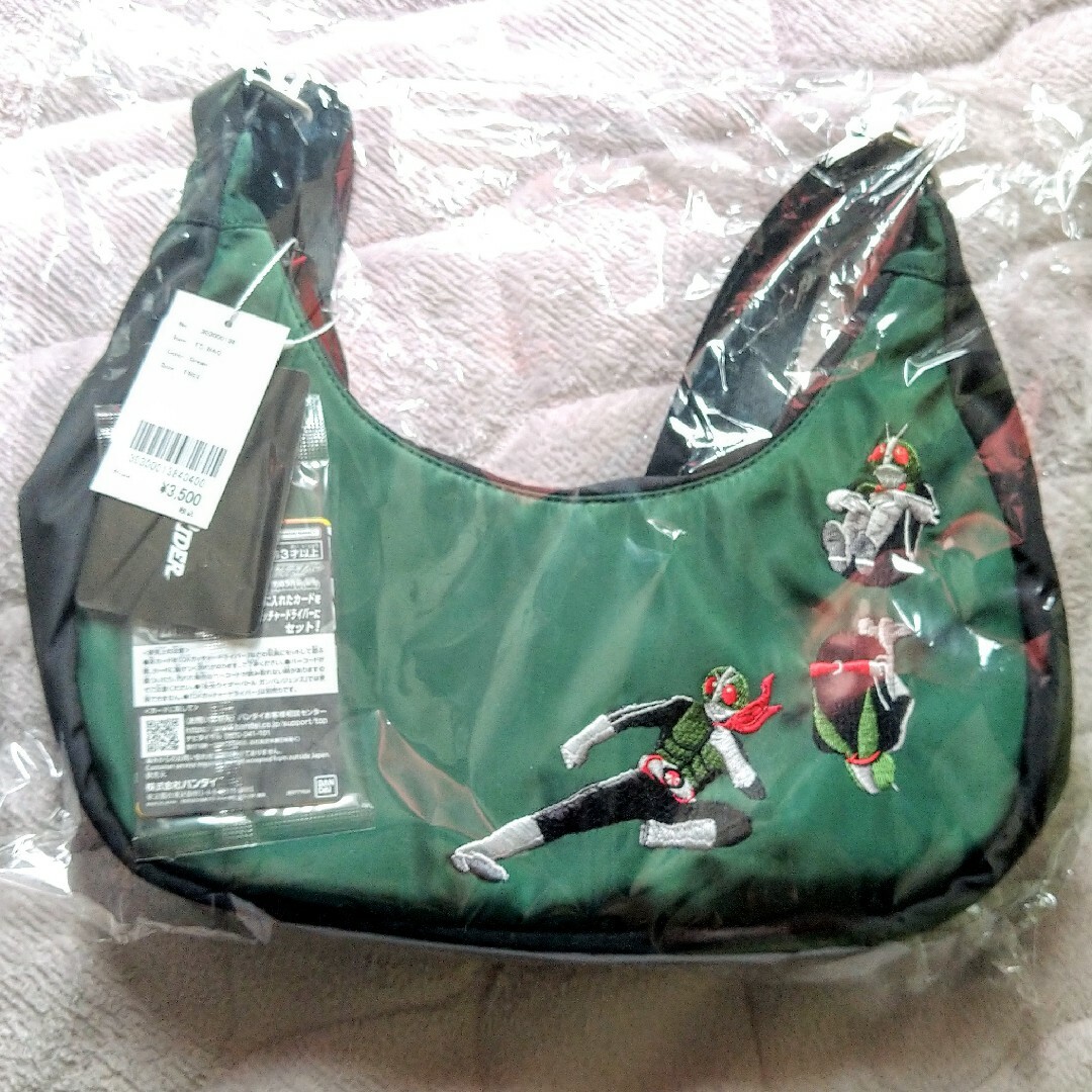 Design Tshirts Store graniph(グラニフ)のグラニフ graniph 仮面ライダー ショルダーバッグ レディースのバッグ(ショルダーバッグ)の商品写真