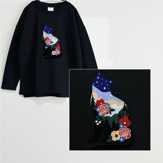 スカラー(ScoLar)の【ScoLar】スカラー ブラシ刺繍ネコ柄 プルオーバー タグ付未使用(カットソー(長袖/七分))