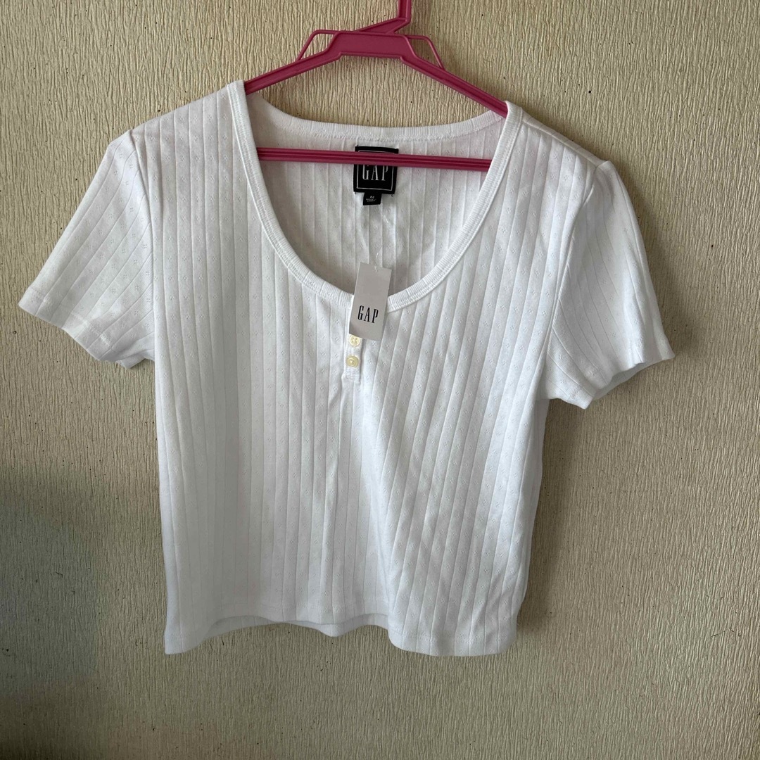 GAP(ギャップ)のGAP Tシャツ レディースのトップス(Tシャツ(半袖/袖なし))の商品写真