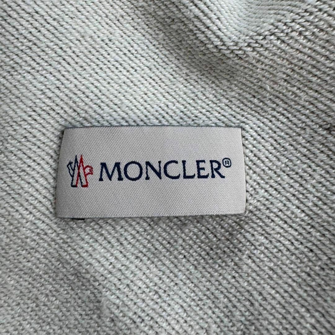 MONCLER(モンクレール)の【未使用級】 2020年　モンクレール　サイドストライプ　ロゴ　スウェットパンツ メンズのパンツ(その他)の商品写真