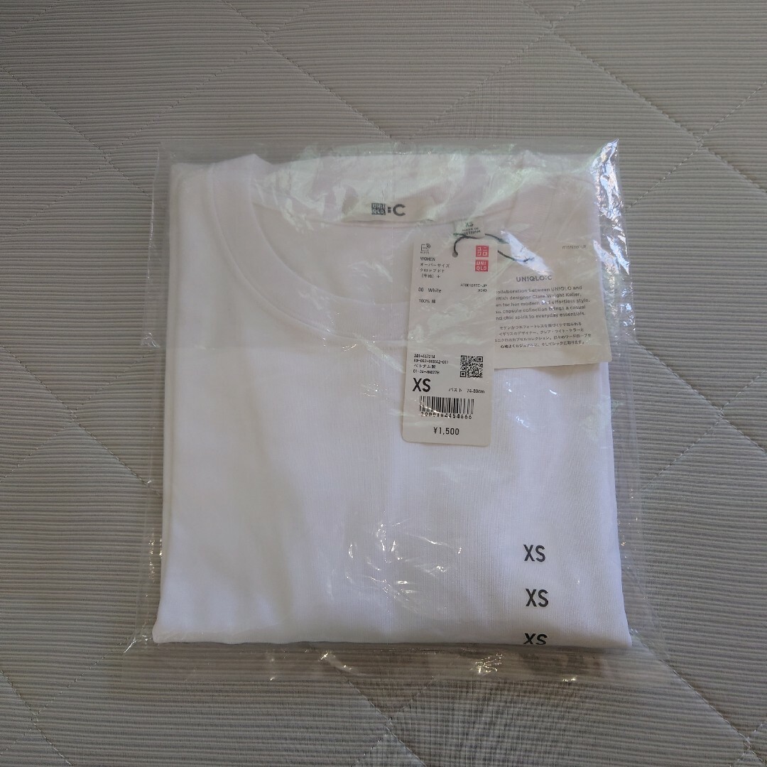 UNIQLO(ユニクロ)のXS【新品未使用】ユニクロC コットンオーバーサイズクロップドT WHITE レディースのトップス(Tシャツ(半袖/袖なし))の商品写真