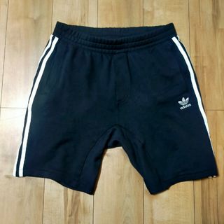 オリジナルス(Originals（adidas）)のアディダスオリジナルス ショートパンツ(ショートパンツ)