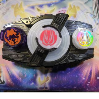 仮面ライダーギーツ デザイアドライバー 一式 IDコア3種(特撮)