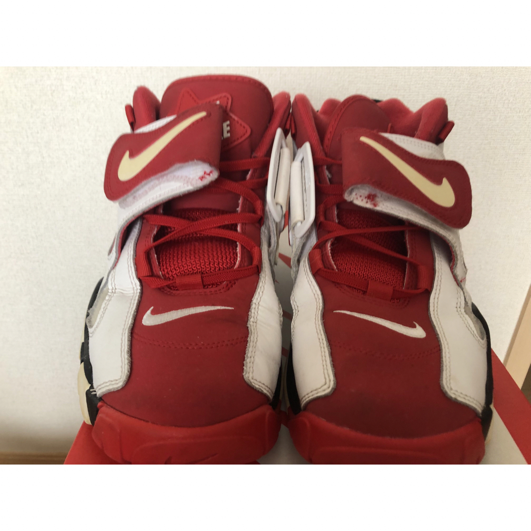 NIKE(ナイキ)のNike AirBarrageMid "White/UniversityRed" メンズの靴/シューズ(スニーカー)の商品写真