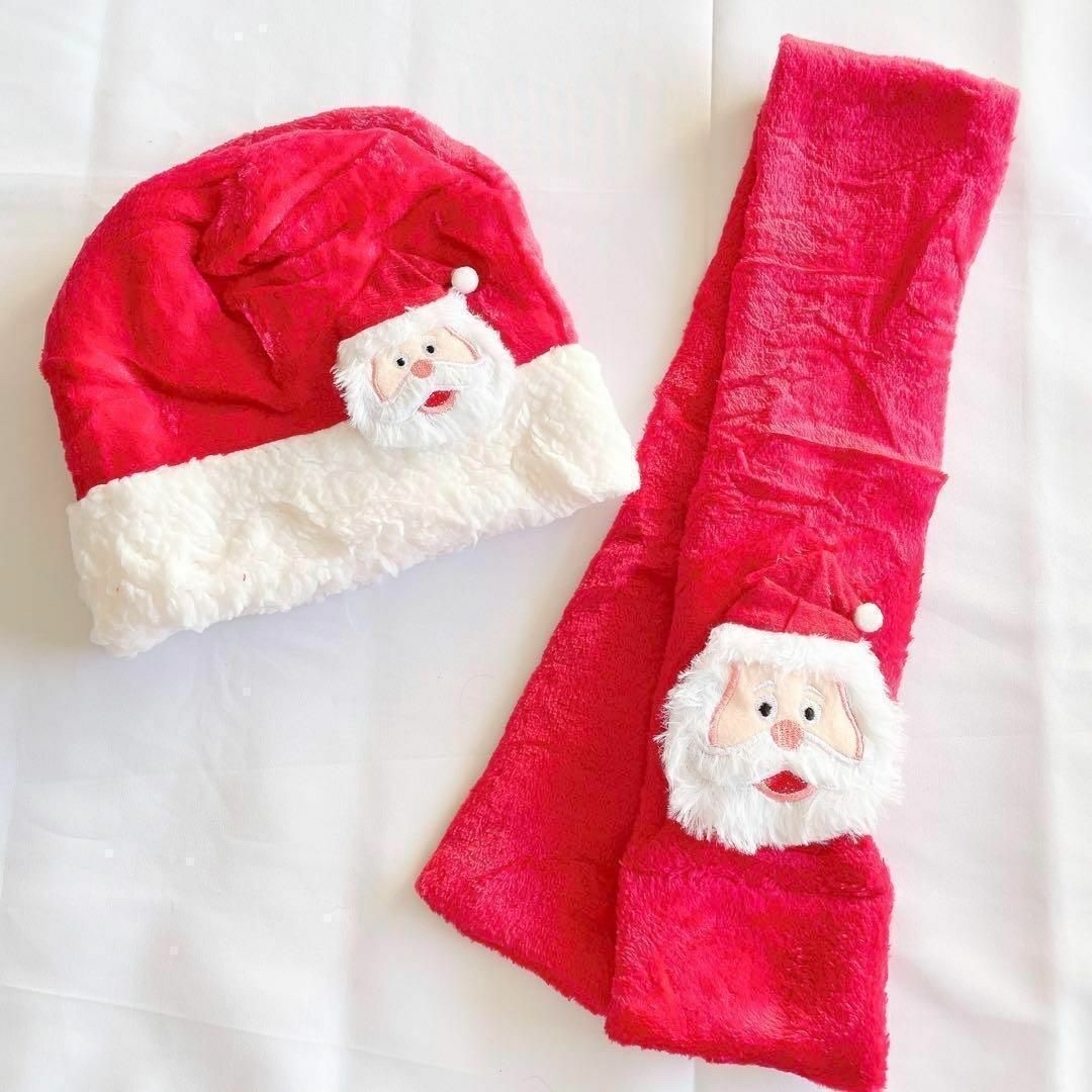 クリスマス 帽子 スカーフ ツーピース 赤ちゃん かわいい サンタ ぬいぐるみ キッズ/ベビー/マタニティのこども用ファッション小物(マフラー/ストール)の商品写真