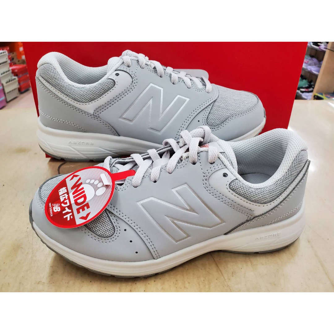 New Balance(ニューバランス)のニューバランスWW550 GY4 24.0cm カジュアル ウォーキング レディースの靴/シューズ(スニーカー)の商品写真