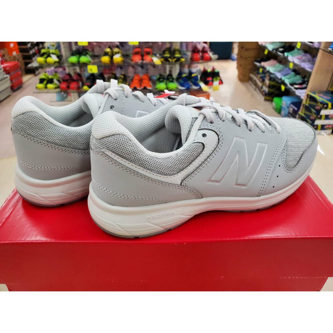 New Balance(ニューバランス)のニューバランスWW550 GY4 24.0cm カジュアル ウォーキング レディースの靴/シューズ(スニーカー)の商品写真