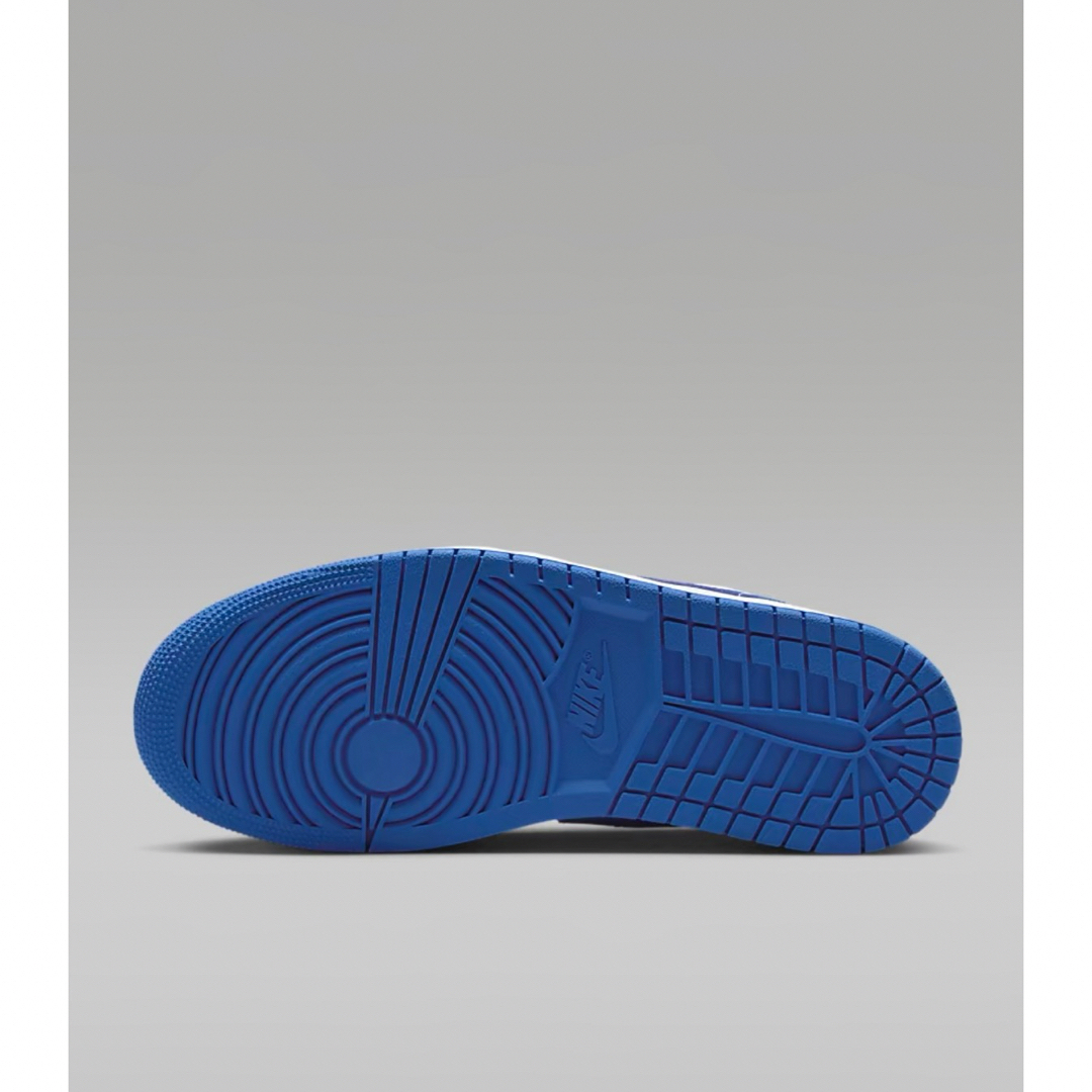 NIKE(ナイキ)の【完売】新品未使用  NIKE ナイキ　エアジョーダン1 LOW  26.5cm メンズの靴/シューズ(スニーカー)の商品写真