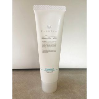 デミコスメティクス(DEMI COSMETICS)の【新品・未使用】トリートメント FLOWDIA （フローディア）50g(トリートメント)