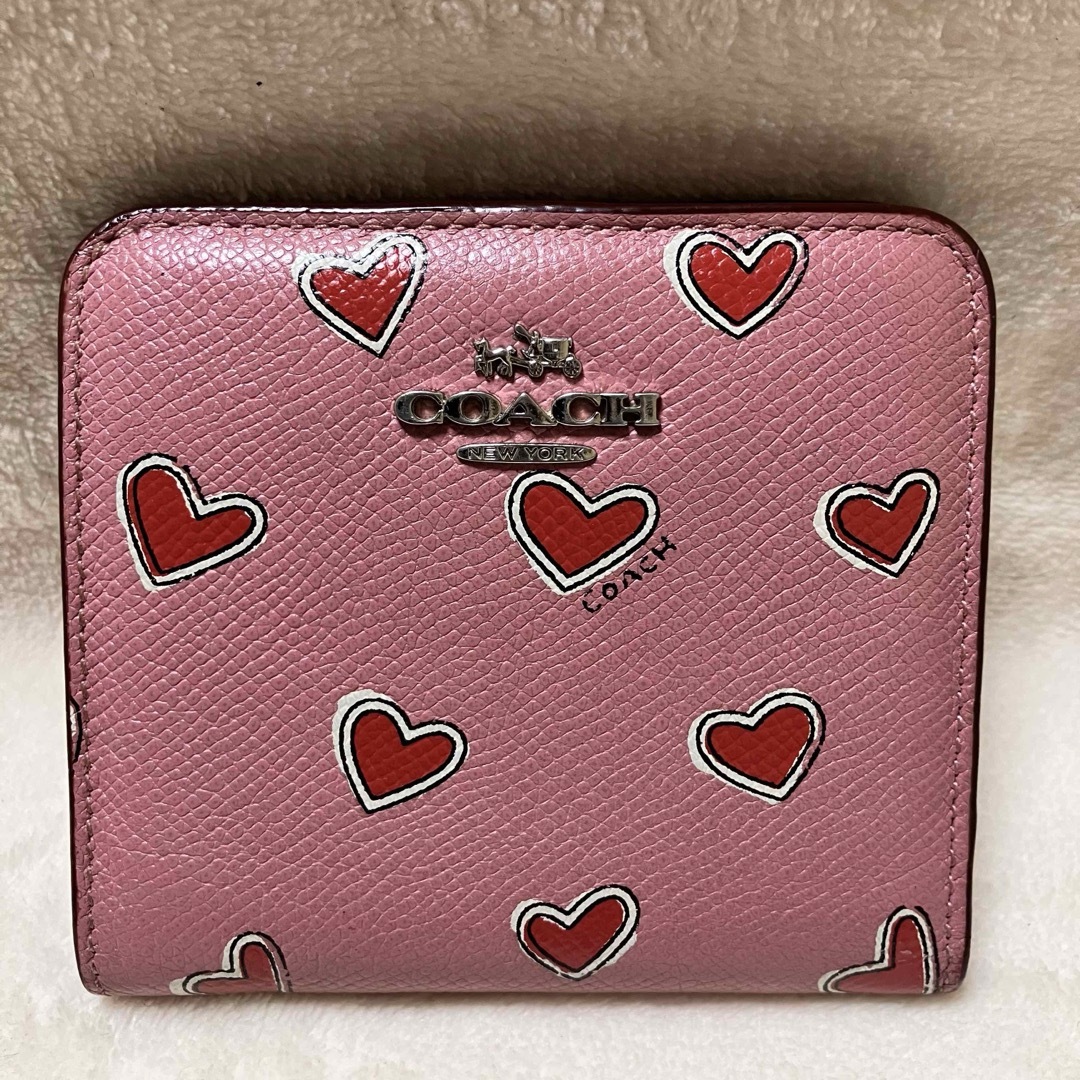 COACH - ✨かわいい COACH ハート柄 折り財布の通販 by ☘️美石 COACH - ✨かわいい COACH ハート柄 折り財布の通販 by ☘️美石