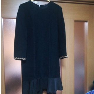 ザラ(ZARA)のワンピース　ZARA(ひざ丈ワンピース)