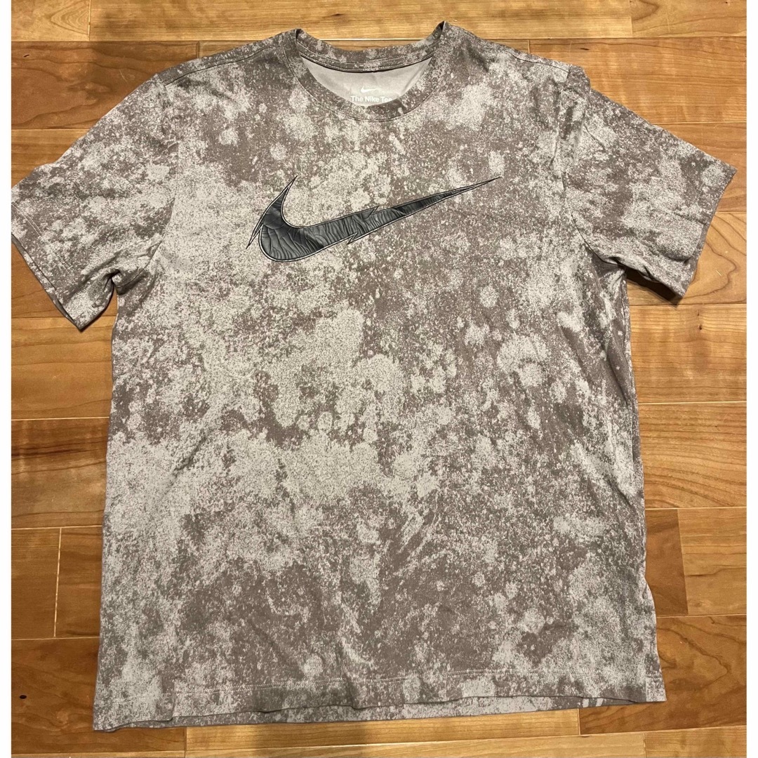 NIKE(ナイキ)のNIKE Tシャツ　ハーフパンツ  上下セットアップ　XLサイズ　美品 メンズのトップス(Tシャツ/カットソー(半袖/袖なし))の商品写真