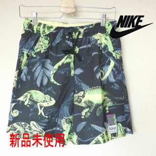 ナイキ(NIKE)の新品未使用(メンズM)ナイキ デザインプリントハーフパンツ/吸汗速乾素材(ショートパンツ)