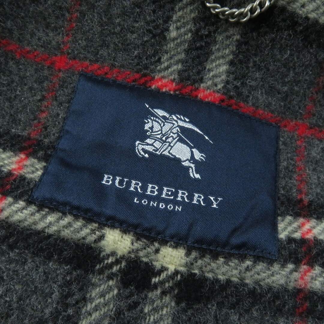 美品★BURBERRY LONDON バーバリーロンドン 裏地チェック柄 フード・トグルボタン付 ダッフルコート グレー 08 英国製 正規品 レディース レディースのジャケット/アウター(ダッフルコート)の商品写真