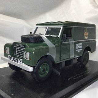 Land Rover Serie Ⅲ Hard Top 1/18 UH(ミニカー)