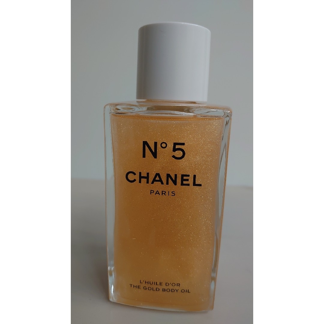 CHANEL(シャネル)のシャネル No5 ザ ゴールド ボディ オイル　箱なし コスメ/美容のボディケア(ボディオイル)の商品写真