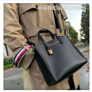 MARC BY MARC JACOBS - マークジェイコブス ショルダーバッグ黒ブラック美品