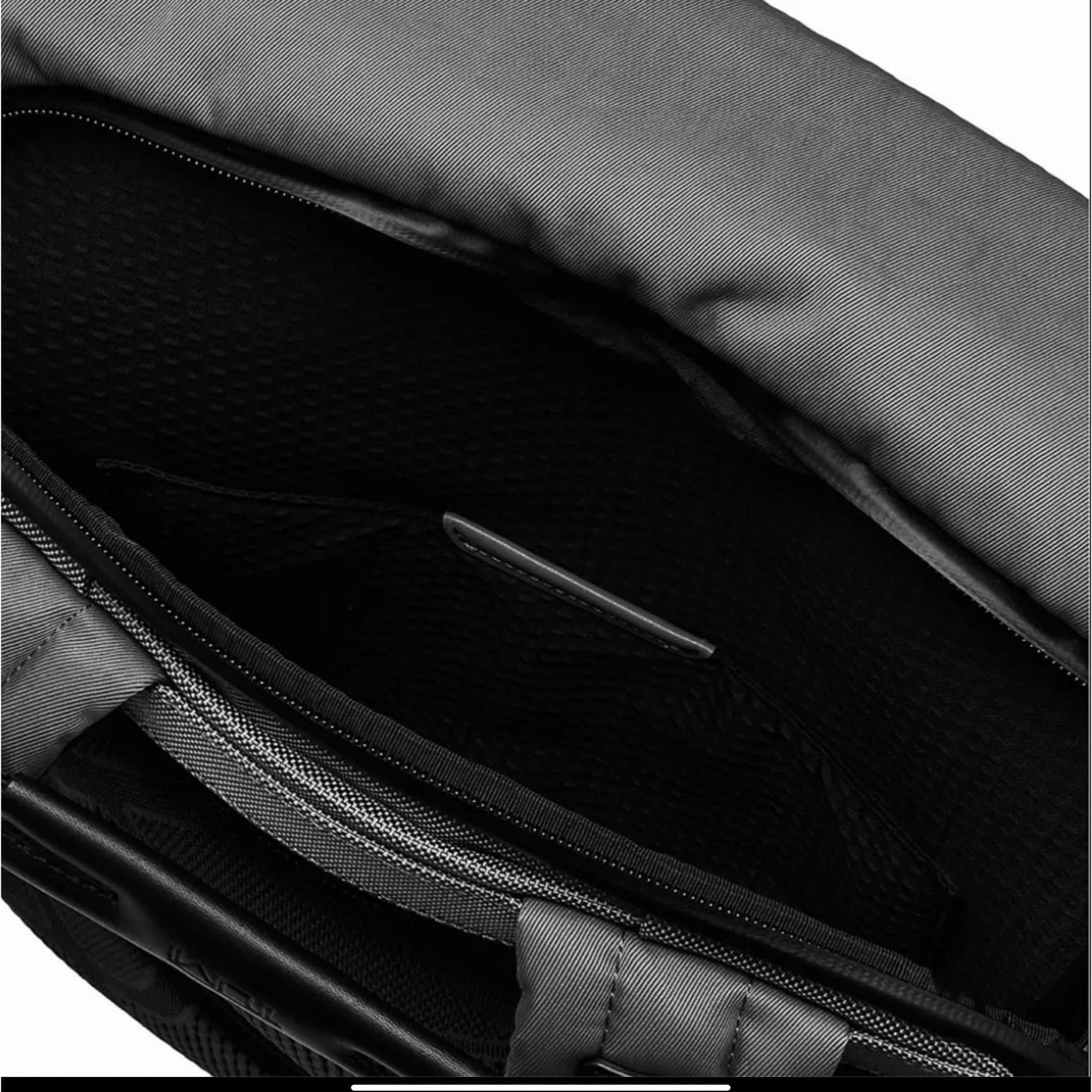 未使用品 TUMI 『アリー』ロールトップ バックパック メンズのバッグ(バッグパック/リュック)の商品写真