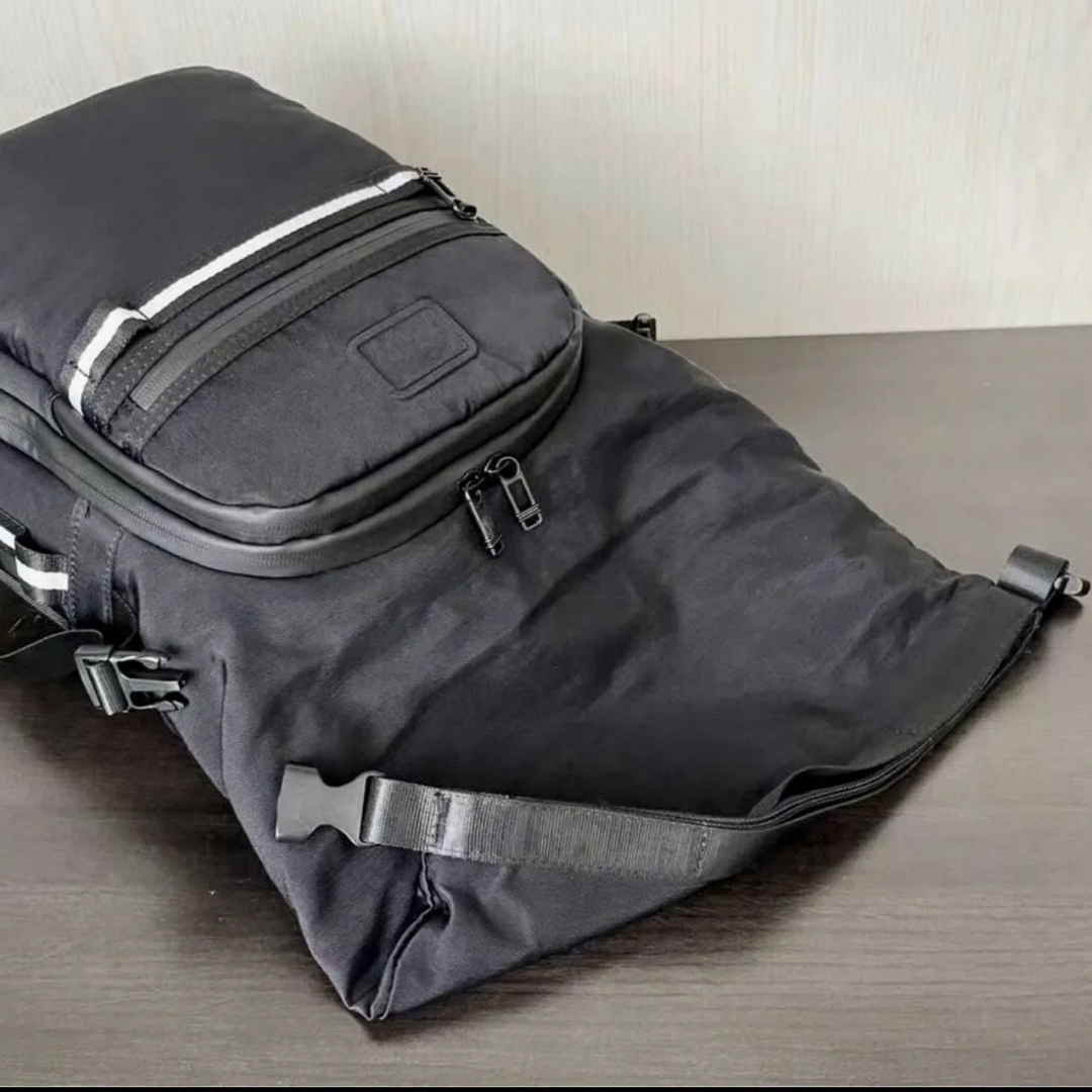 未使用品 TUMI 『アリー』ロールトップ バックパック メンズのバッグ(バッグパック/リュック)の商品写真