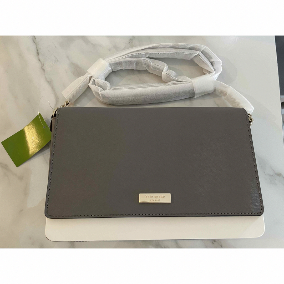 kate spade new york(ケイトスペードニューヨーク)の☆新品☆ Kate Spade Crossbody Bag  レディースのバッグ(ショルダーバッグ)の商品写真