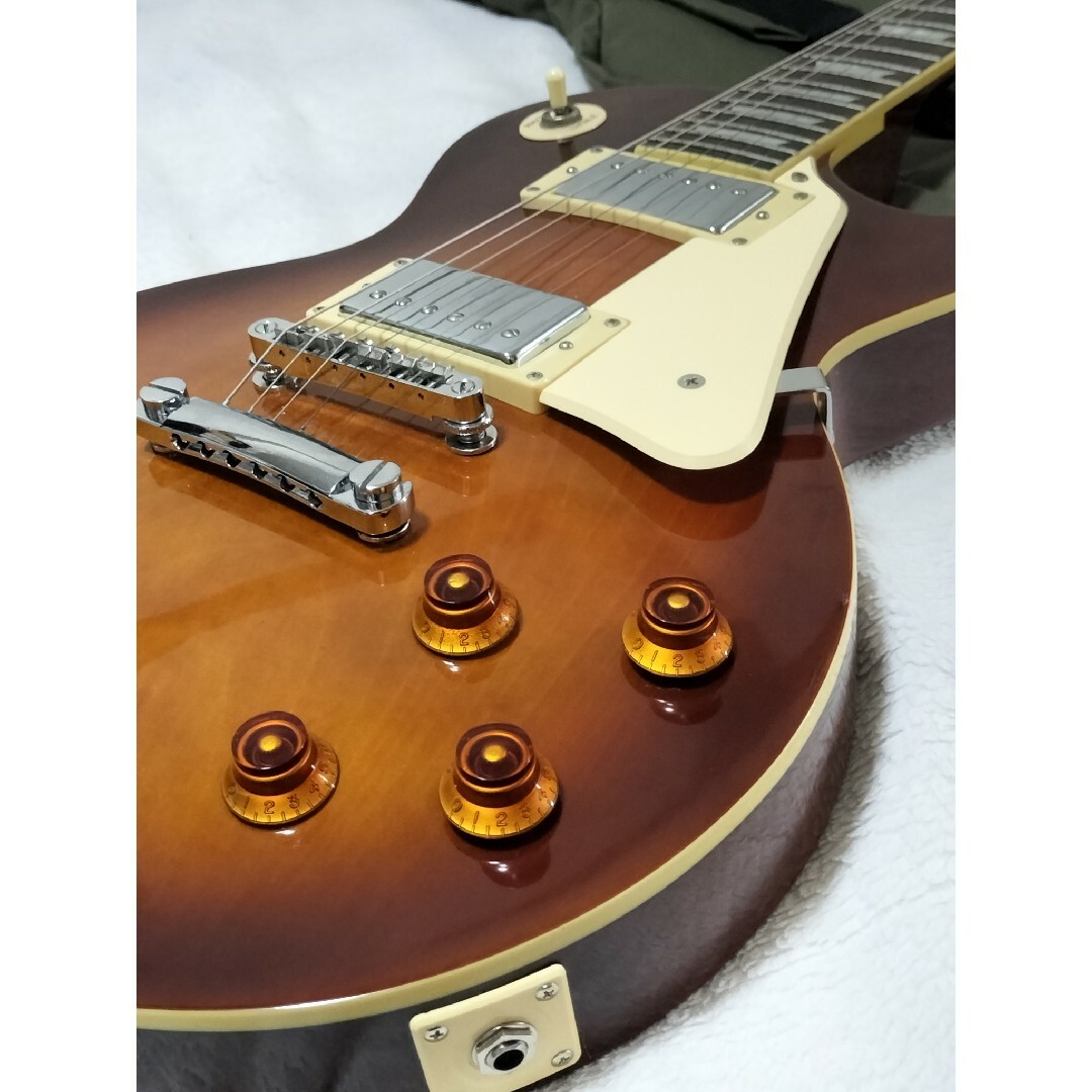 Epiphone(エピフォン)のEpiphone エピフォン レスポール Standard  ケースオマケ多数付 楽器のギター(エレキギター)の商品写真