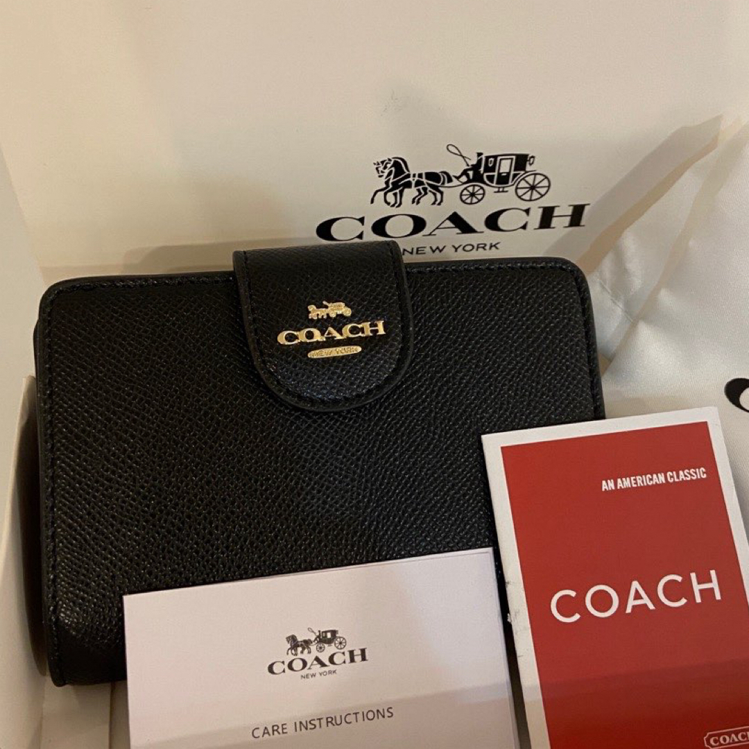 COACH(コーチ)の贈り物にも☆コーチ 本革クロスグレイン二つ折り ミディアム　財布 レディースのファッション小物(財布)の商品写真