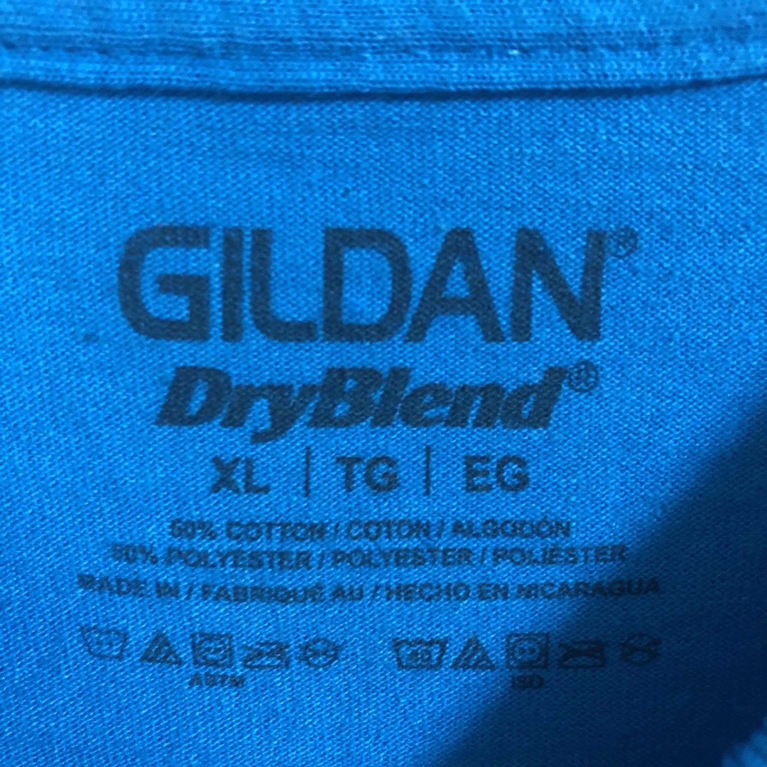 GILDAN(ギルタン)のUS古着　Tシャツ　ギルダン　ブルー　水色　プリント　XLサイズ　ゆるだぼ メンズのトップス(Tシャツ/カットソー(半袖/袖なし))の商品写真