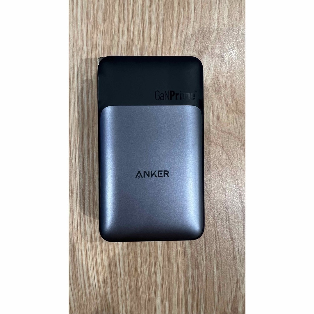 Anker(アンカー)のAnker GaNPrime 733 POWER BANK 65W スマホ/家電/カメラのスマートフォン/携帯電話(バッテリー/充電器)の商品写真