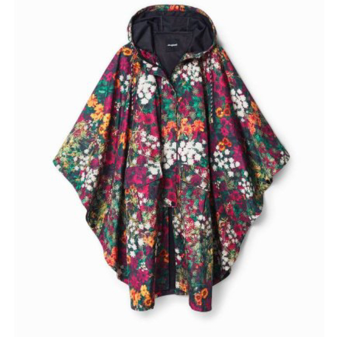 DESIGUAL(デシグアル)の新品✨タグ付き♪デシグアル　お洒落　ボタニカル防水加工レインコート　 レディースのファッション小物(レインコート)の商品写真