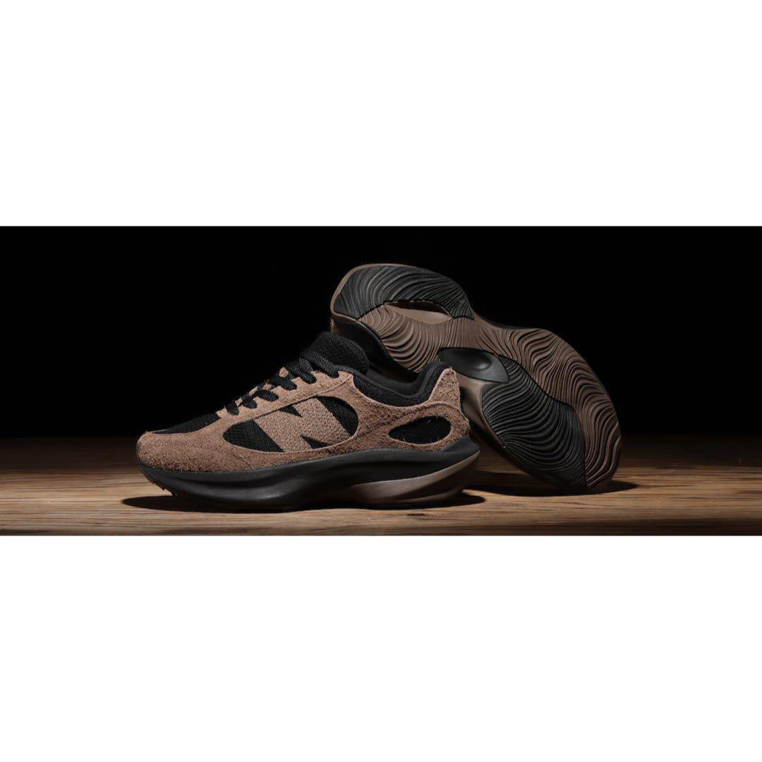 【完売品】New Balance Warped Runner Brown 26