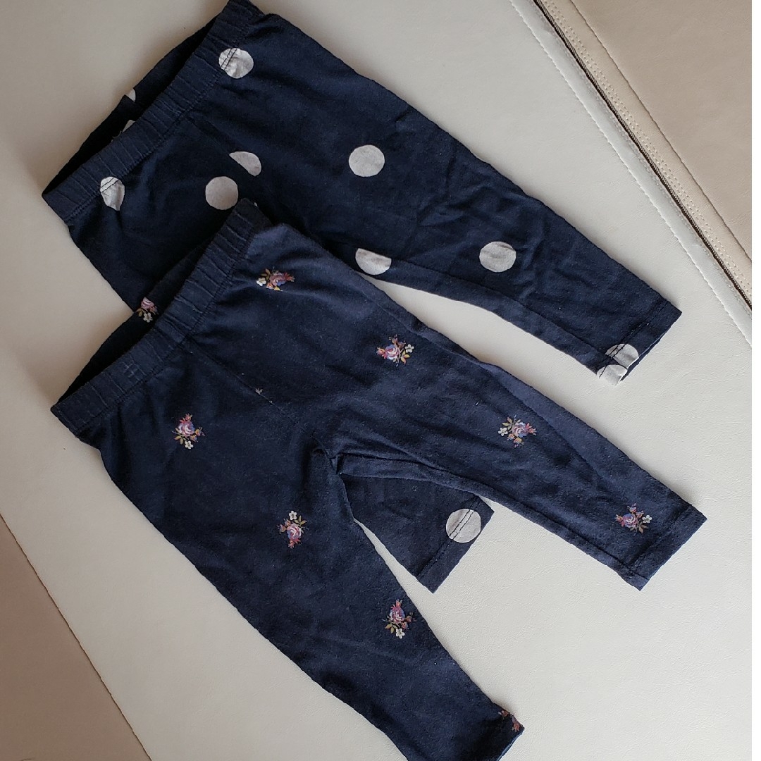 babyGAP(ベビーギャップ)のbaby GAP　レギンス　2本セット キッズ/ベビー/マタニティのベビー服(~85cm)(パンツ)の商品写真