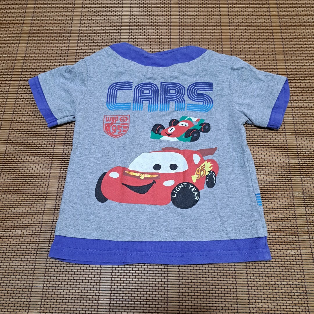 Disney(ディズニー)のCARS カーズ　半袖Tシャツ　100センチ キッズ/ベビー/マタニティのキッズ服男の子用(90cm~)(Tシャツ/カットソー)の商品写真