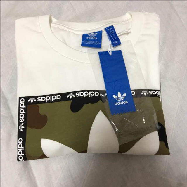 adidas(アディダス)の新品 L 白 アディダス Original Tシャツ メンズのトップス(Tシャツ/カットソー(半袖/袖なし))の商品写真