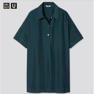 ユニクロ(UNIQLO)のUNIQLO U シャイニーレーヨンポロチュニック グリーン(シャツ/ブラウス(半袖/袖なし))