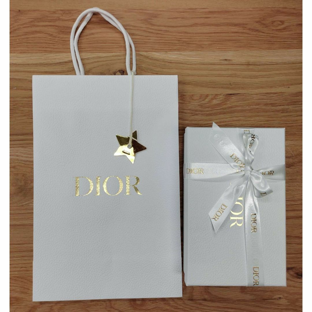 Dior ディオール ショルダーストラップ Mizzaエンブロイダリー Dior ディオール ショルダーストラップ Mizzaエンブロイダリー