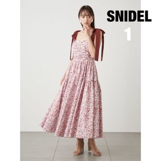 スナイデル(SNIDEL)のスナイデル snidel ショルダーリボンフラワーワンピース ワイン　1★新品(ロングワンピース/マキシワンピース)