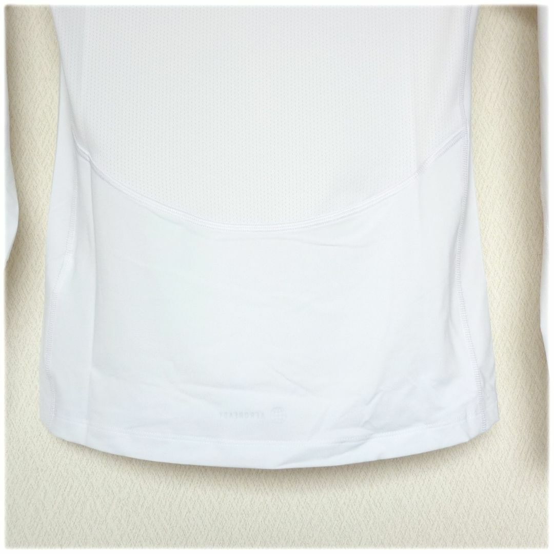 adidas(アディダス)の新品(メンズM)アディダス 白 テックフィット トレーニング長袖Tシャツ/ロンT メンズのトップス(Tシャツ/カットソー(七分/長袖))の商品写真