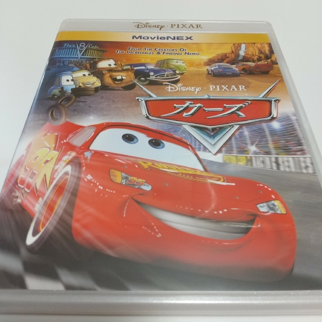 Disney(ディズニー)のカーズ　3作品セットブルーレイディスク純正ケース付き エンタメ/ホビーのDVD/ブルーレイ(キッズ/ファミリー)の商品写真